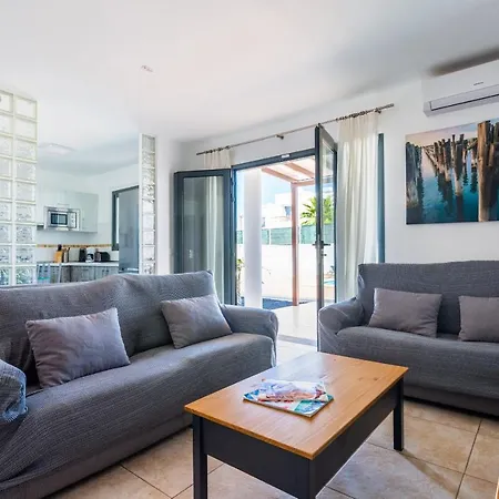 Verona Playa Blanca فيلة