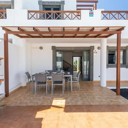Verona Playa Blanca فيلة بلايا بلانكا